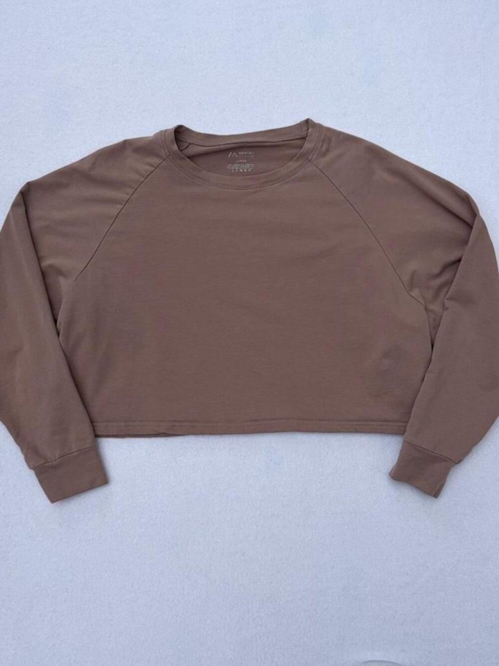 Bench Active Taupe Brown Long Sleeve Cropped Activewear Shirt Sz L Gym Workout